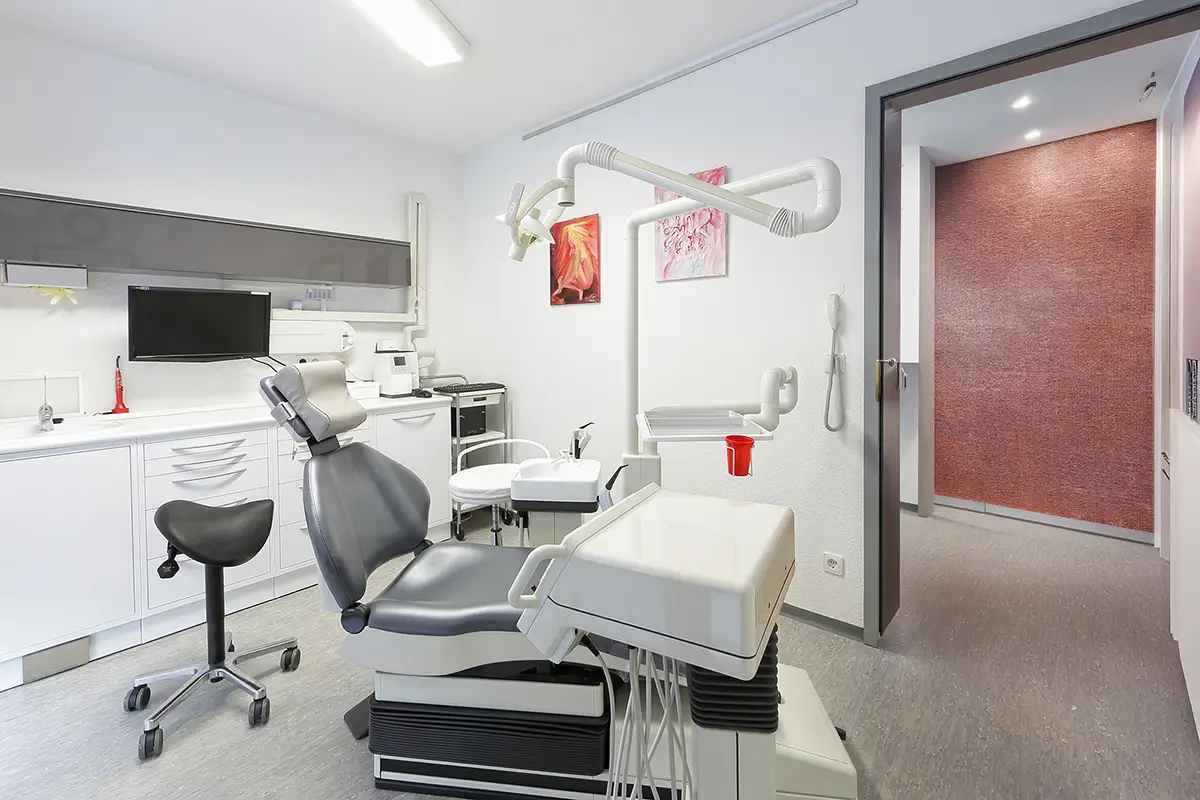 Zahnarztpraxis kaufen: Per Praxisübernahme zur eigenen Praxis